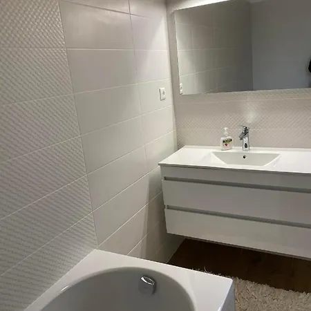 Mark Apartman *